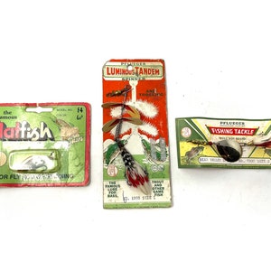 3 Pflueger Fishing Lure on Card Vintage / Antique Flatfish Fly Rod Fishing Lure on Card