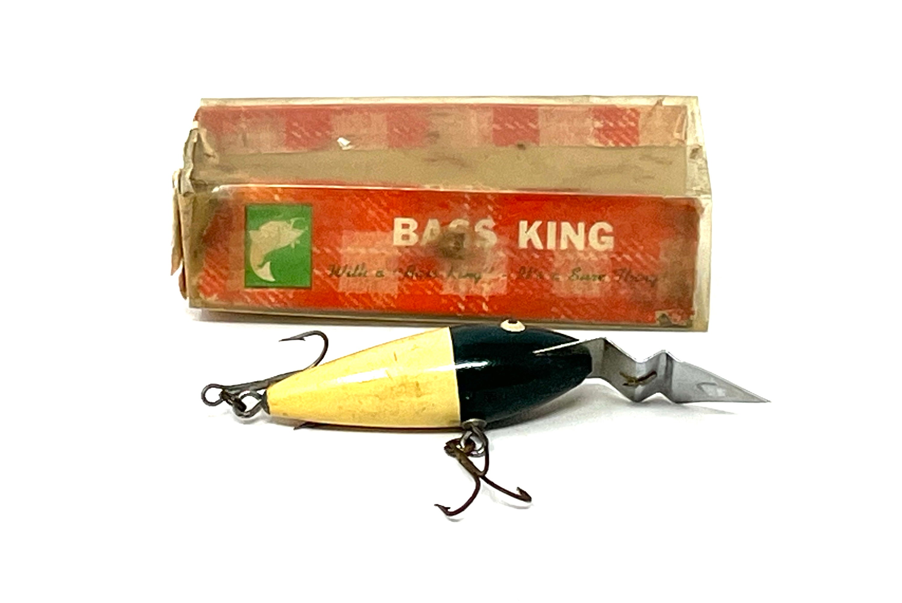 bass king lure Vintage Bass King Fishing Lure: Red and Green Tackle Co, Detroit