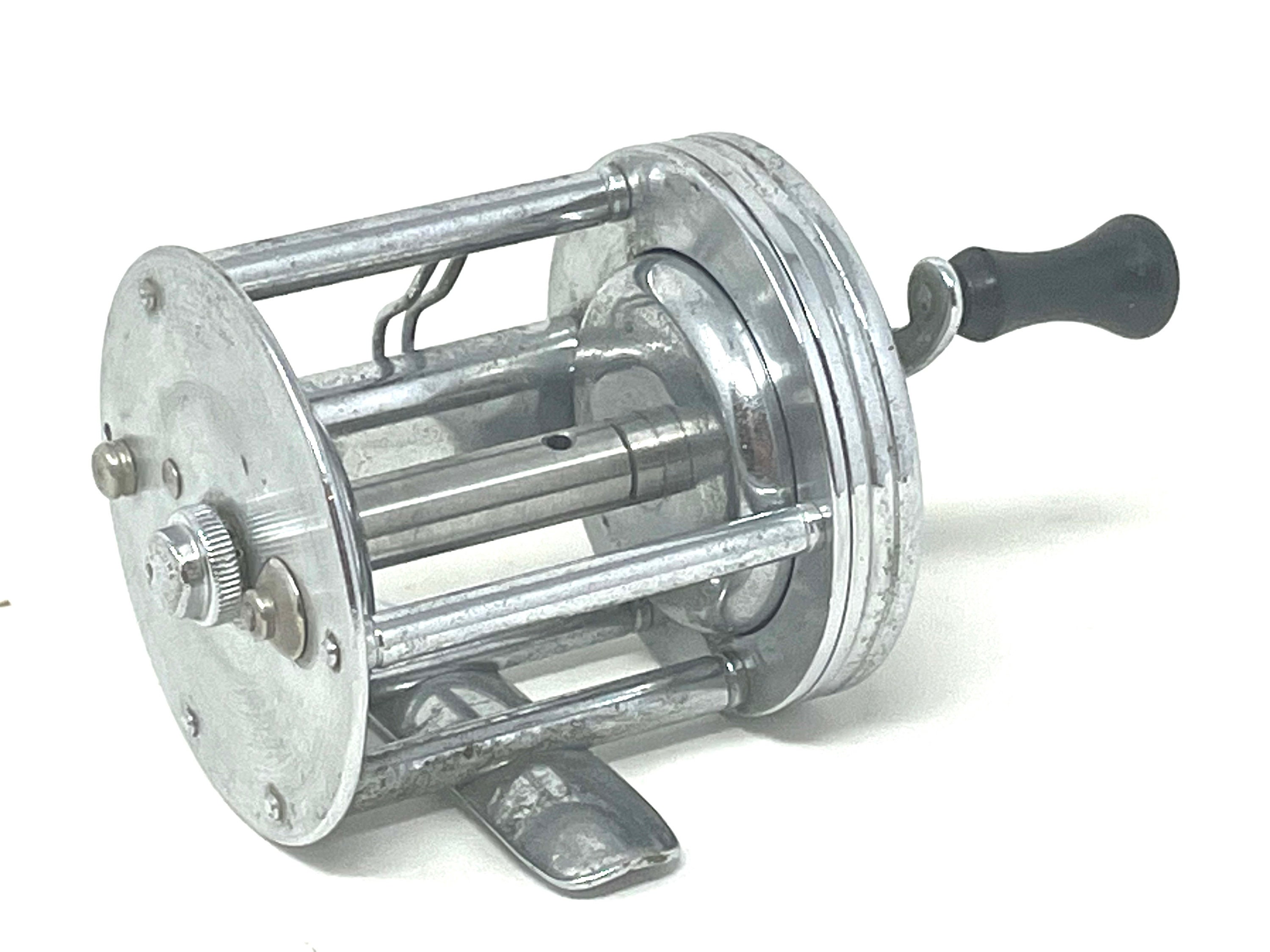 Vintage Shakespeare True Blue Fishing Reel - 1956 Model FE - Etsy