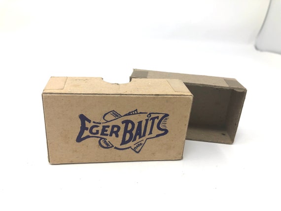 Vintage Fishing Lure Box Eger Bait Manufacturing Co. Series 616