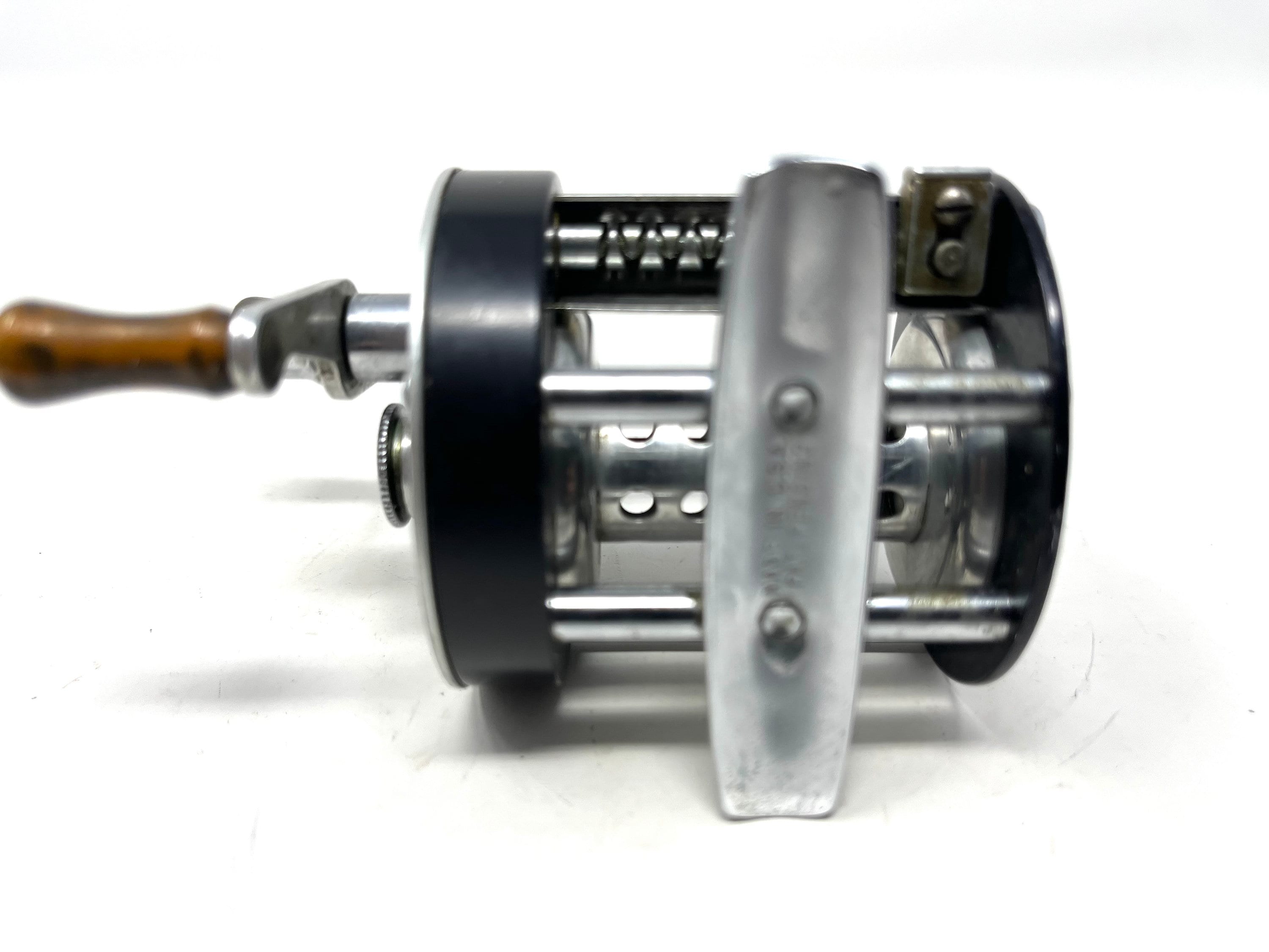 Vintage Langley Cast-rite 380A Bait Casting Reel - Etsy