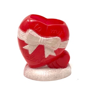 Vintage Rosbro Plastic / Vintage Rosbro Valentine Heart Candy Container / Antique Rosbro Valentine Heart Candy Container