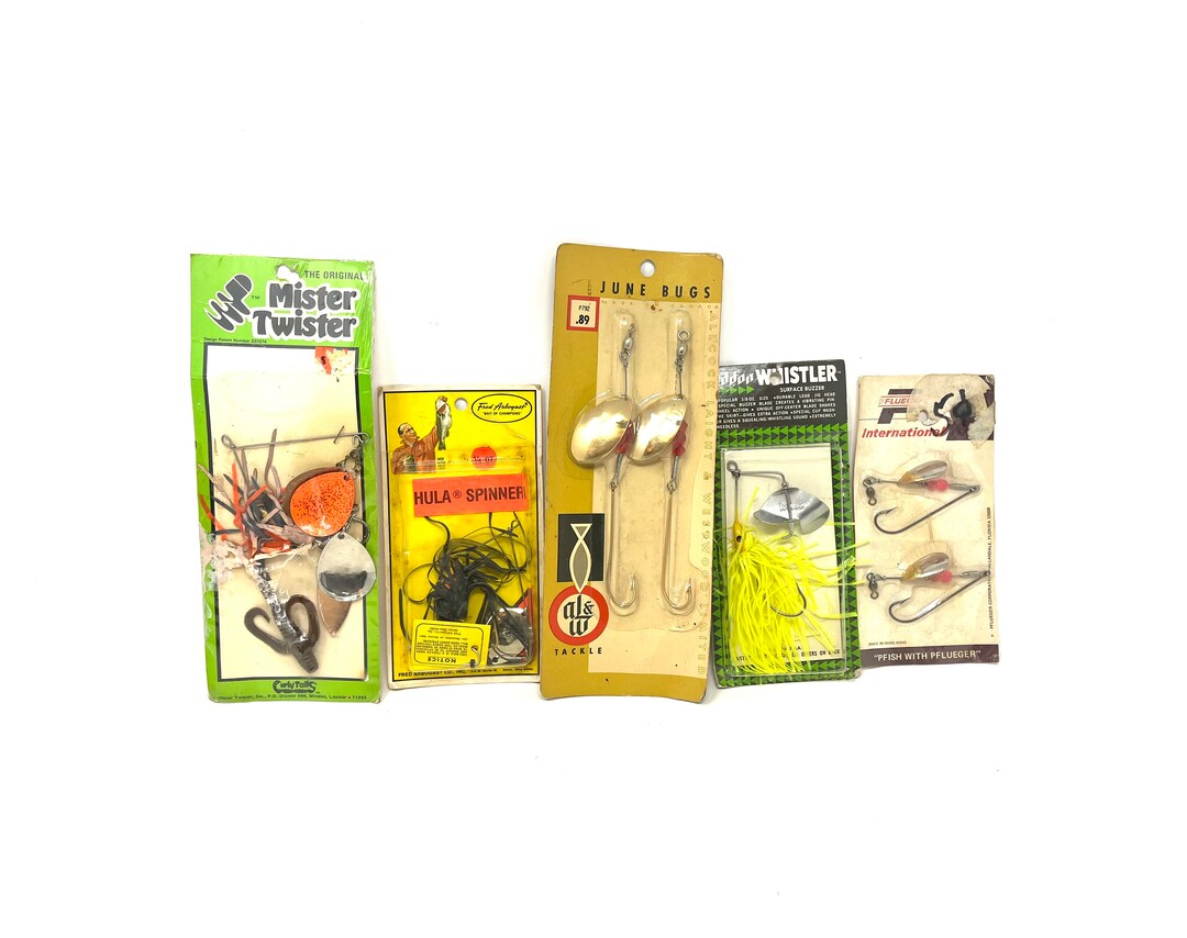 5 Vintage Fishing Lure on Store Cards / Antique Fishing Lure on Card