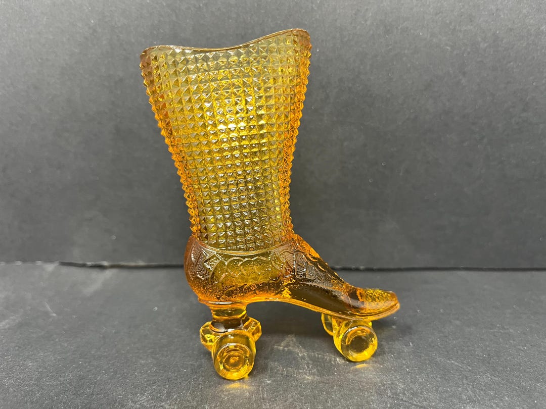 Vintage Boyd Fenton Degenhart Apricot Glass Roller Skate Shoe Rare