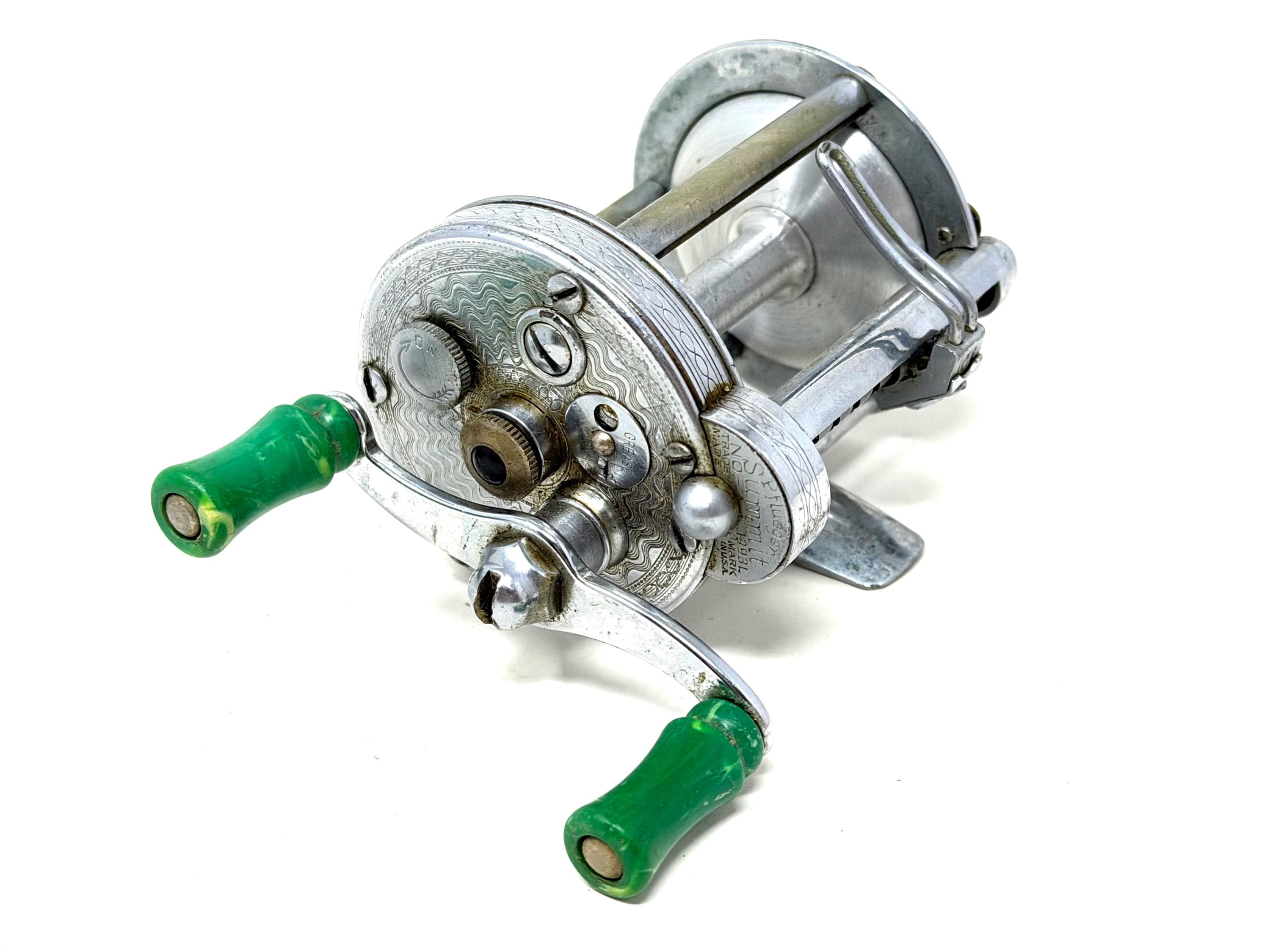 Pflueger Summit 1993L Engraved Bait Casting Reel Vintage / Vintage