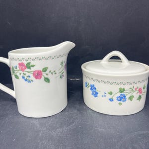 Farberware English Garden Creamer and Sugar Bowl with Lid Vintage / Antique Farberware English Garden Cream and Sugar Set