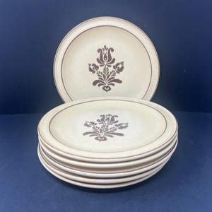 6 Pfaltzgraff Village Large Farmhouse Dinner Plates Brown Tan with Flowers 10 1/4&quot; Vintage / Village by Pfaltzgraff Dinner Plate
