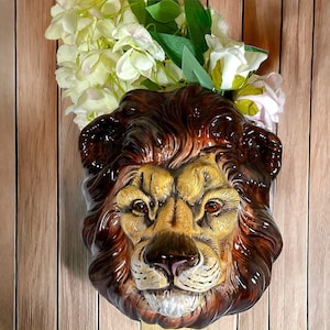 Ceramic Head of Lion Wall Planter Dragonfly Manufacturing