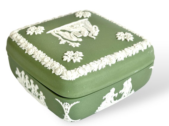 WEDGWOOD Jasperware Sage / Pale Green Square Box … - image 3