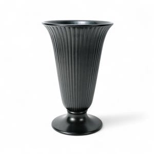 Tall Wedgwood Ravenstone Ribbed Satin Black Etruria & Barlaston Vase (hairline)