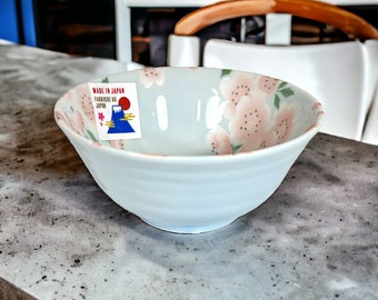 Japanese Noodle / Cereal Bowl Depicting Sakura