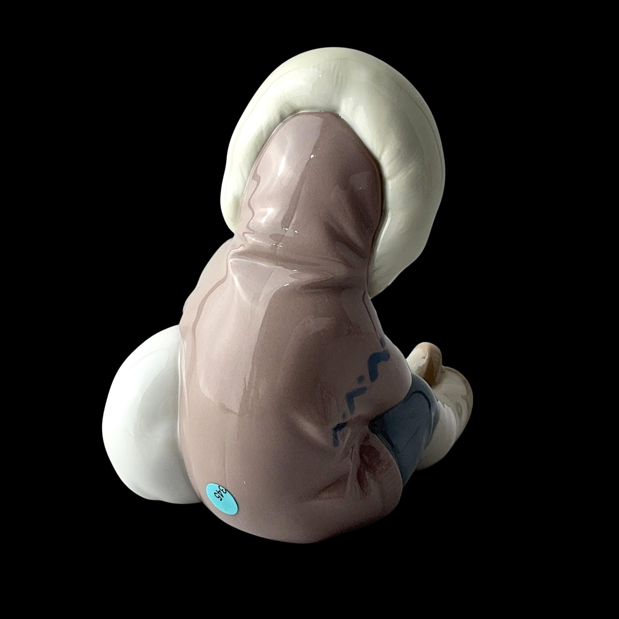 LLADRO Porcelain Figurine of Eskimo Girl With Polar Bear #1195 - Etsy
