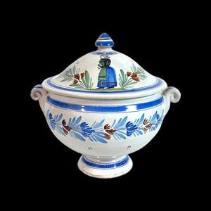 Sopera antigua francesa H. Quimper, pintada a mano, para bombones, con tapa.