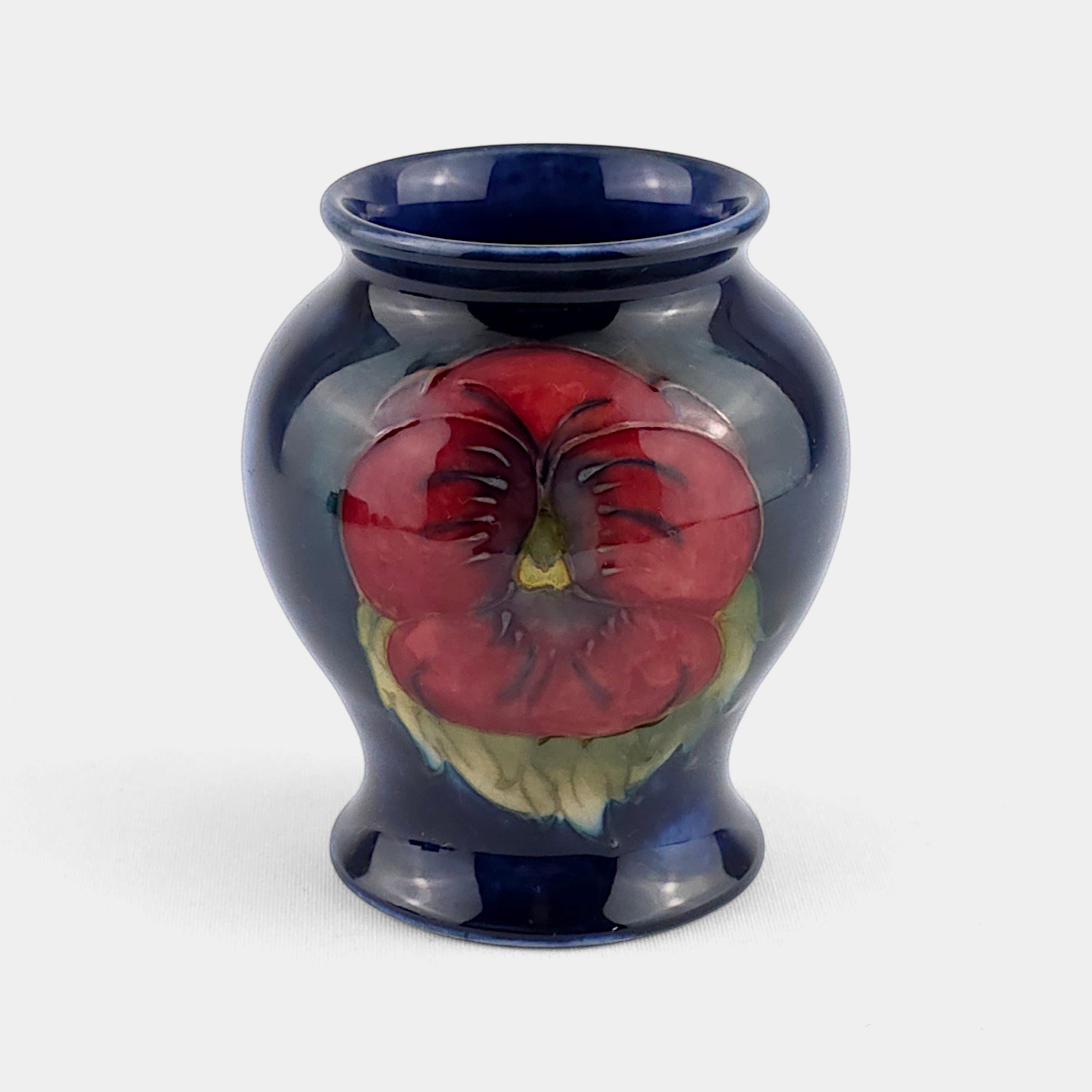 Small Vase Moorcroft - Etsy