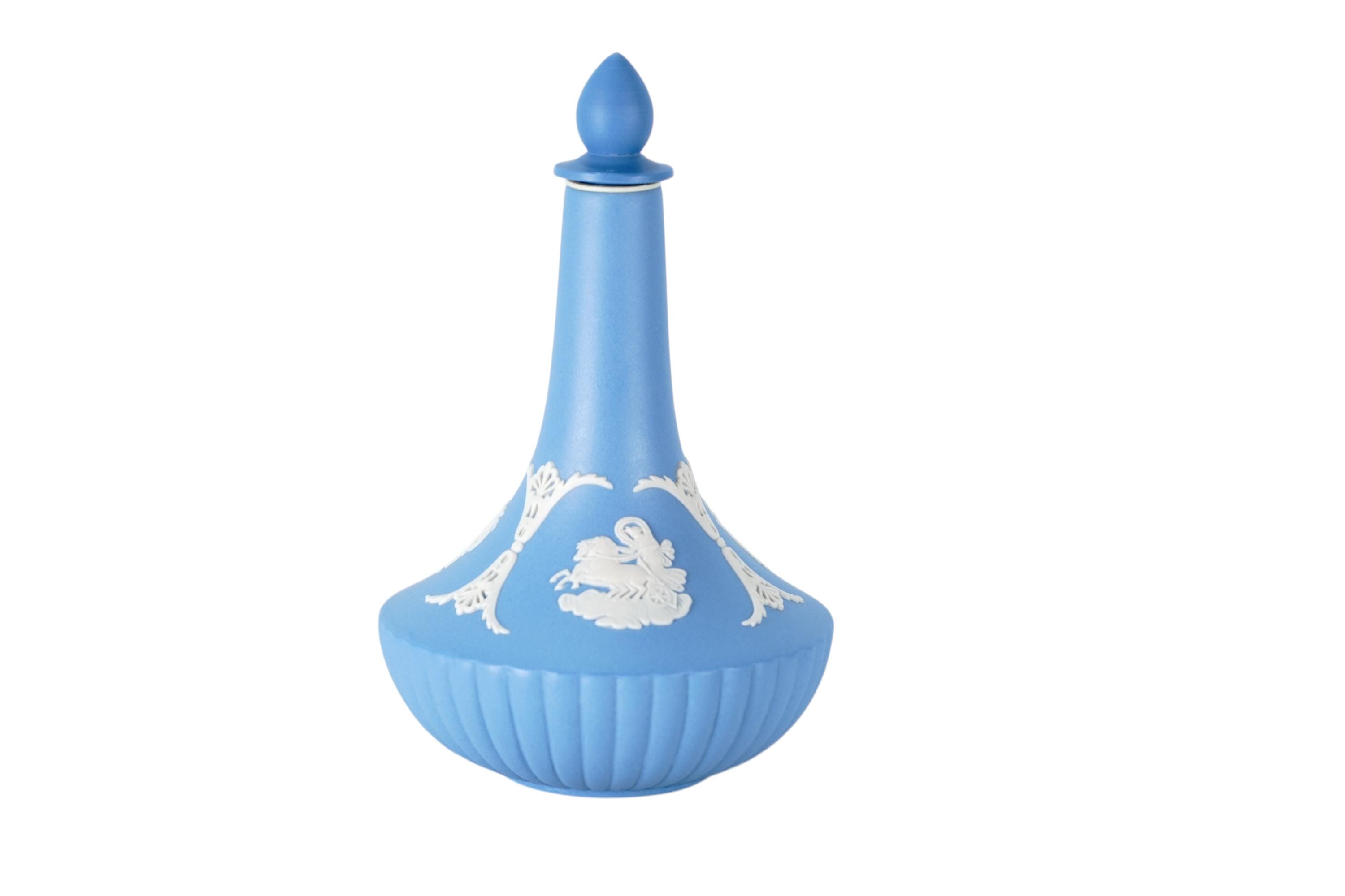 WEDGWOOD ジャスパーウェア ペールブルー 香水瓶 ストッパー付き
