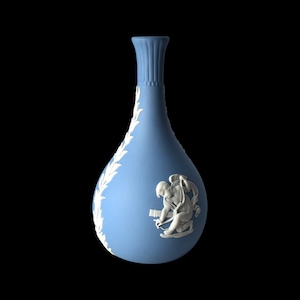 Vase artisanal bleu pâle en jaspe WEDGWOOD