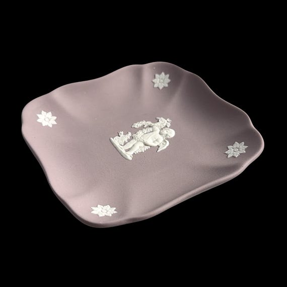 Wedgwood Jasperware Handcrafted Lilac / Purple Pin Dish Plate '62