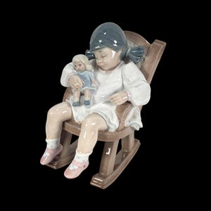 cute❤️リヤドロおひるね　5448 Girl In Rocking Chair cuteリヤドロおひるね 5448 Girl In Rocking Chair Lladro Little Girl