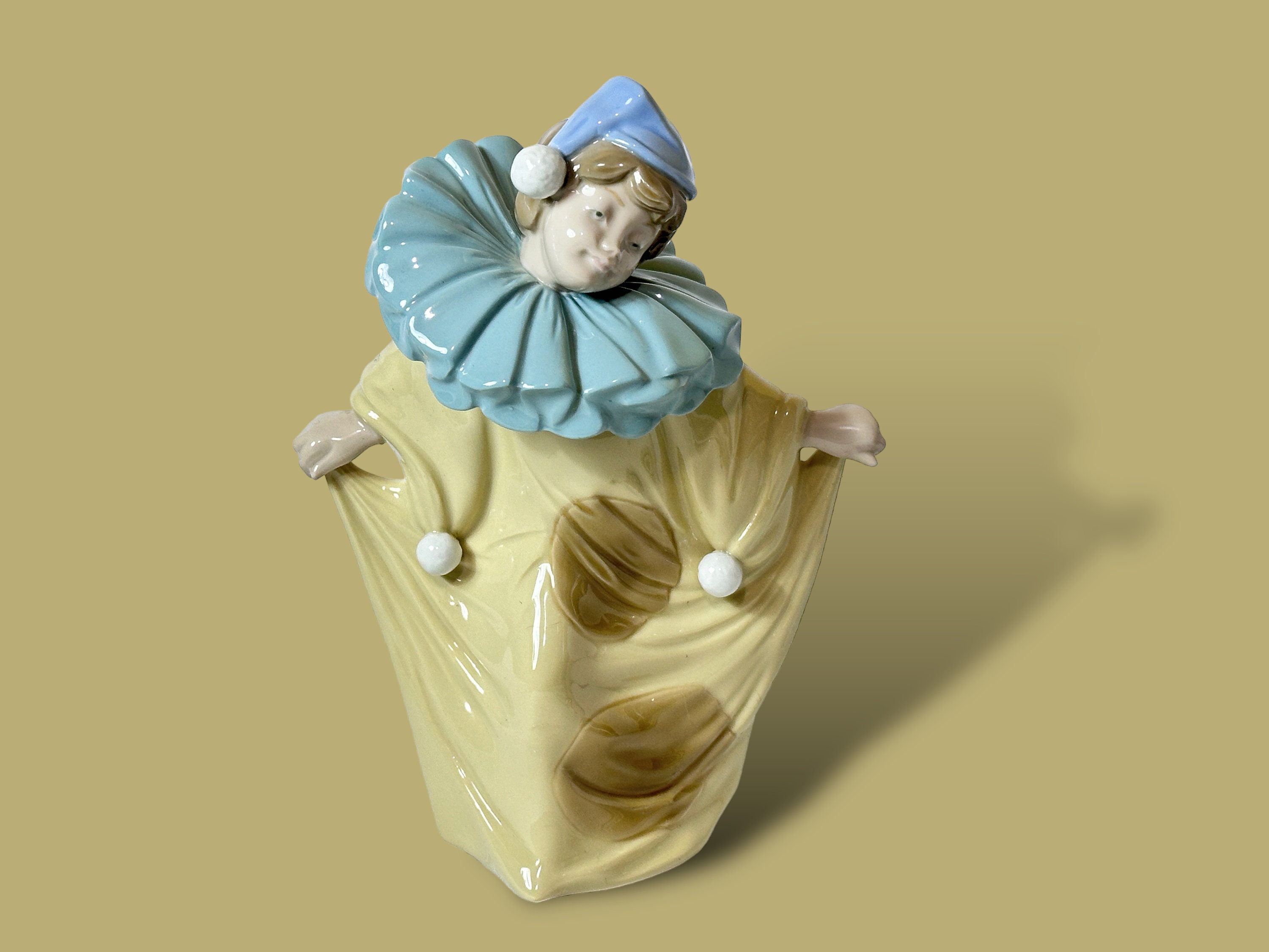 ★LLADRO★NAO★ひょっこり顔出すトイプードル❤︎④ (美品) NAO by LLADRO Porcelain Figurine 1093 Circus Pierrot Harlequin - Etsy