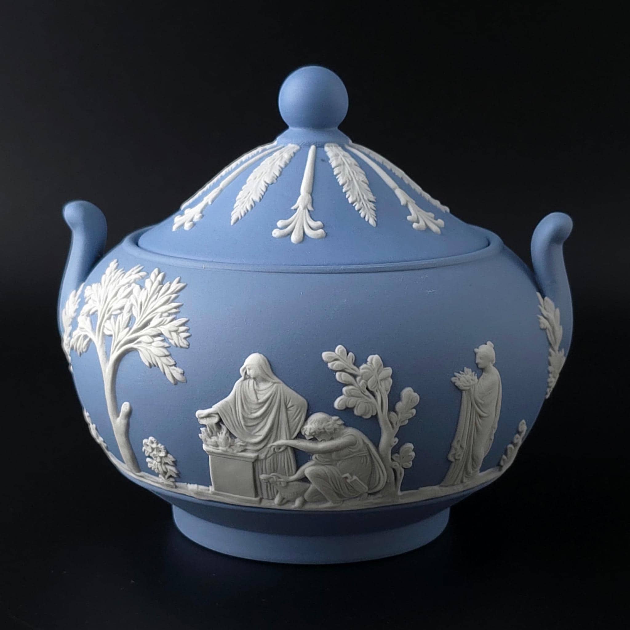 WEDGWOOD Jasperware Handcrafted Pale Blue Sugar Pot / Jar '75