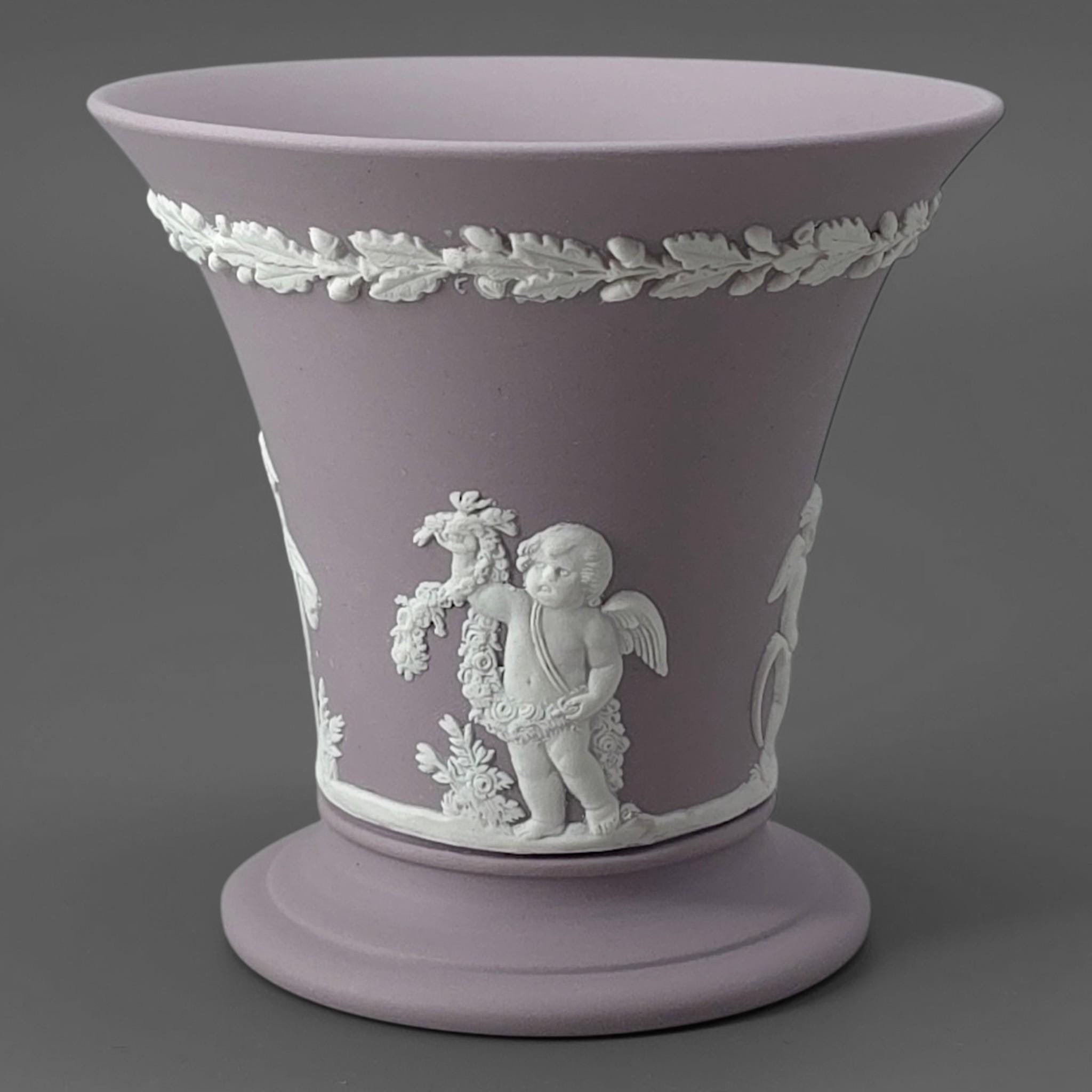 WEDGWOOD Jasperware Handcrafted Lilac / Purple Vase '61 - Etsy