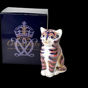 Royal Crown Derby Bone China Kitten Figurine Paperweight