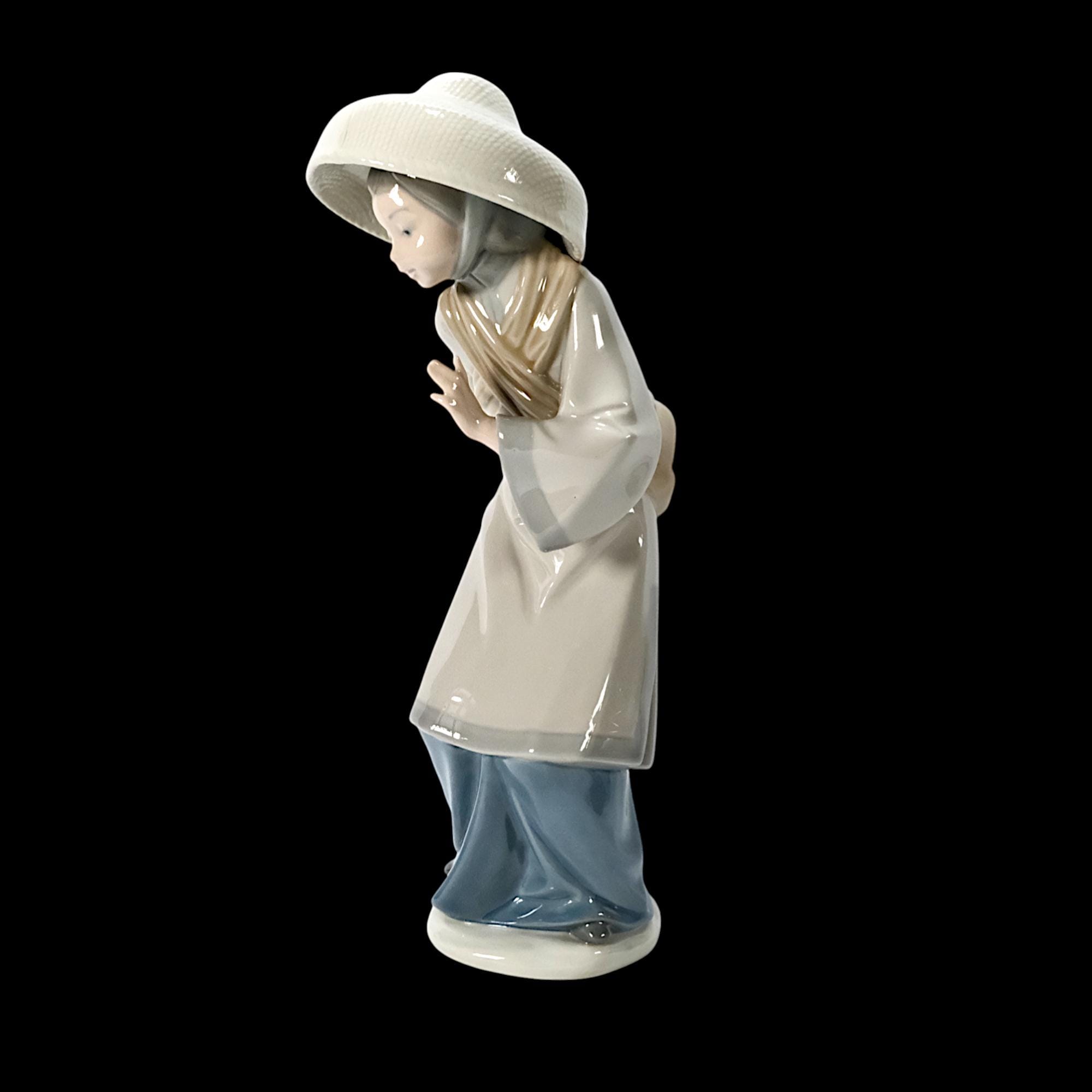 LLADRO Porcelain Figurine of Chinese Lady With Baby on Back ' My
