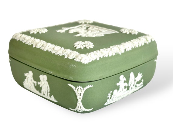 WEDGWOOD Jasperware Sage / Pale Green Square Box … - image 4