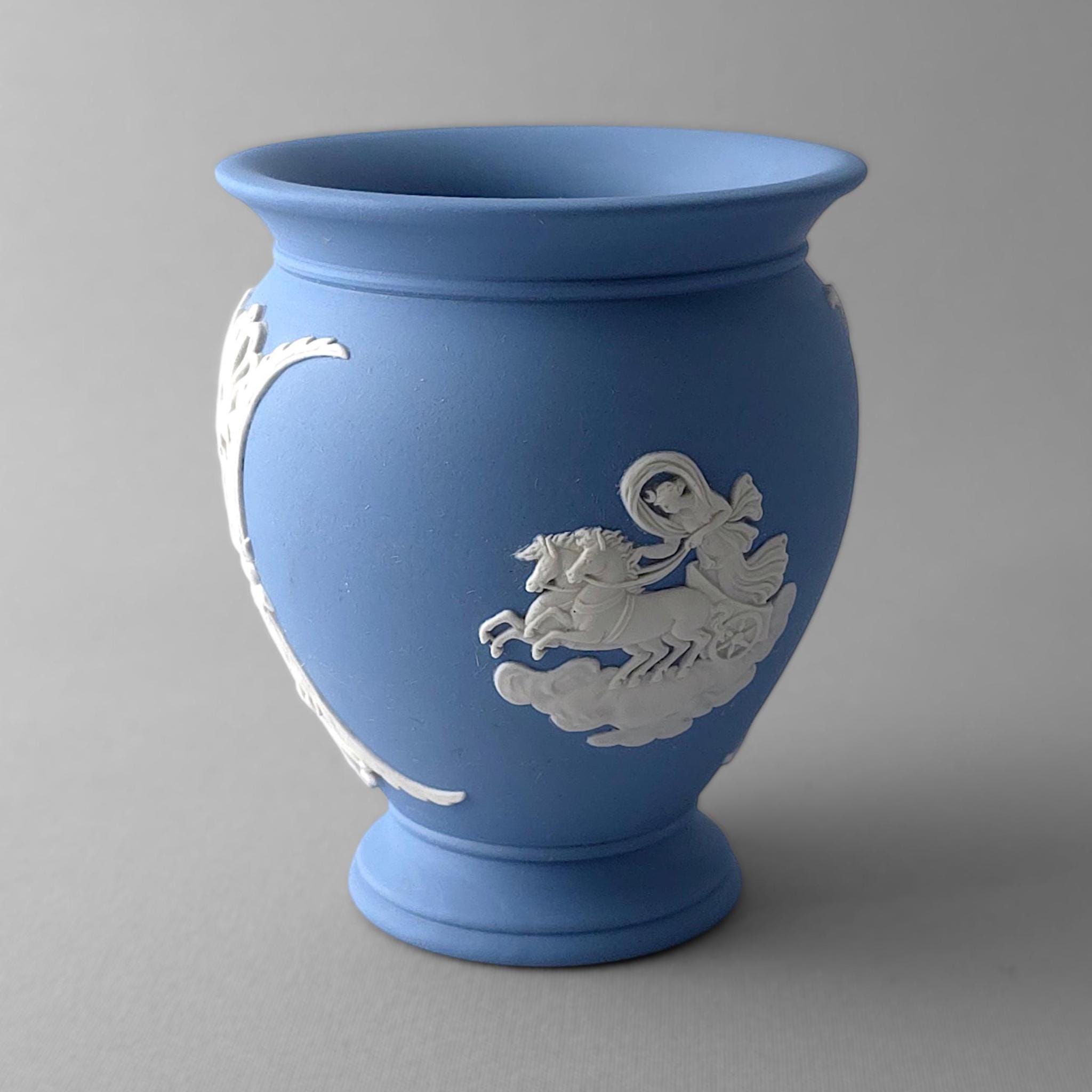 WEDGWOOD Jasperware Handcrafted Pale Blue Vase '77 - Etsy Australia