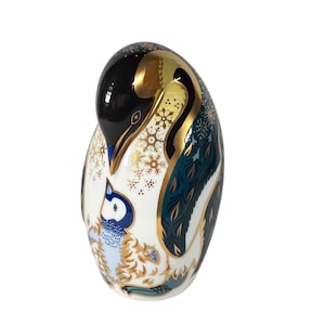 Royal Crown Derby Bone China Limited Edition Paperweight Penguin And Chick