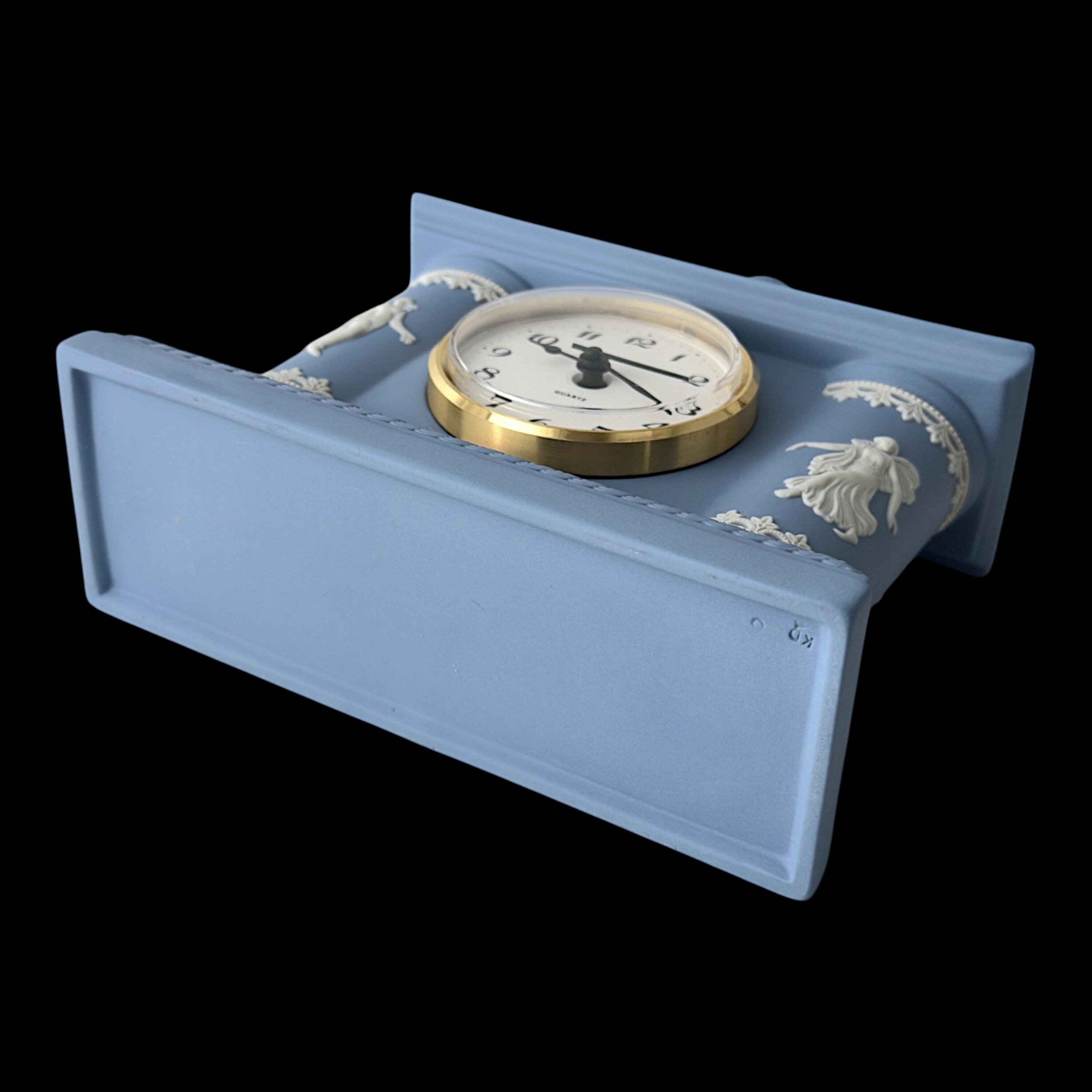 WEDGWOOD JASPERWARE Handcrafted Pale Blue Mantle Desk Clock - Etsy
