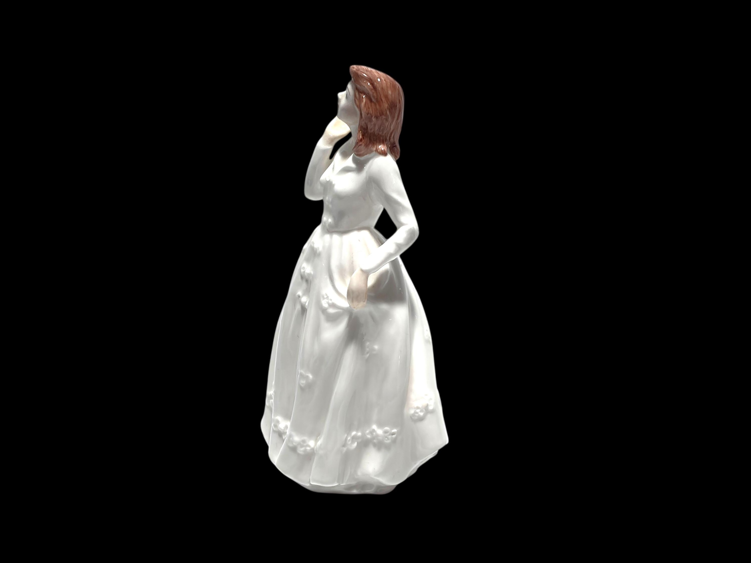 ヴィンテージ ロイヤルドルトン スモール フィギュリン、JOY H.N. 3875