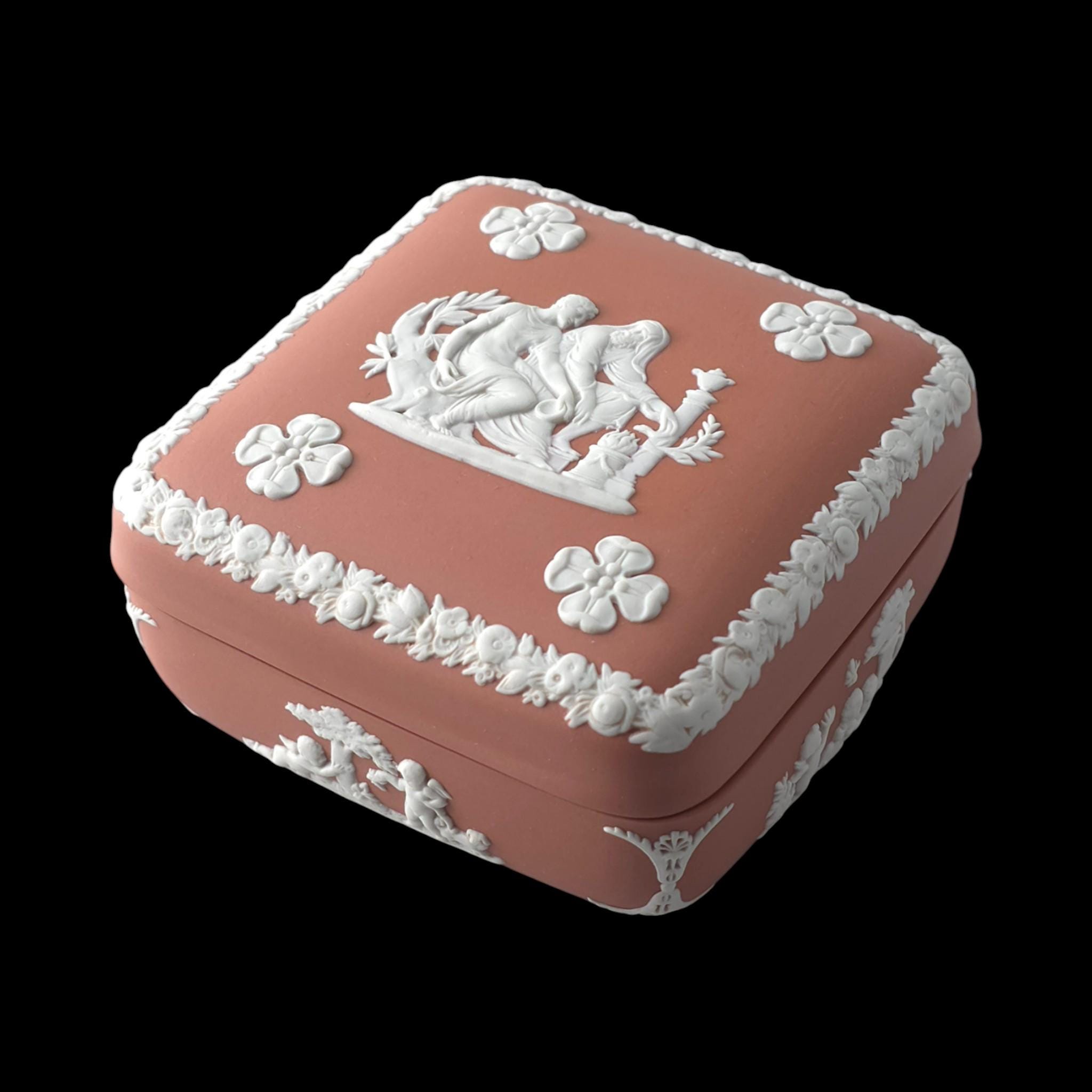 Rare WEDGWOOD Jasperware Handcrafted Terracotta Red and White Box