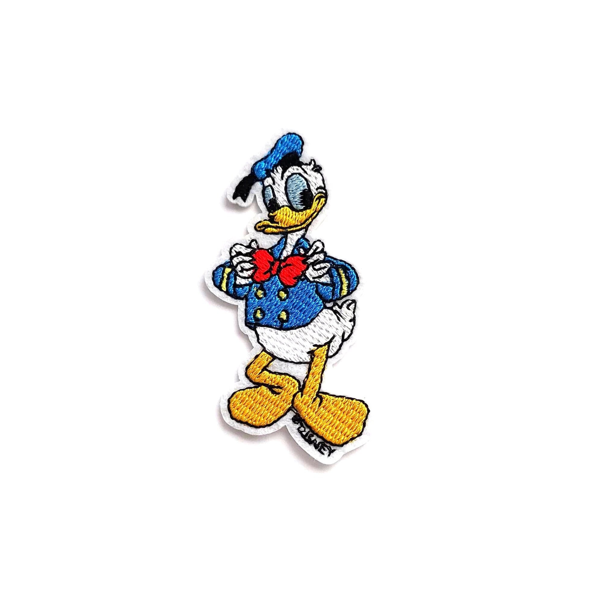 Iron on patches - MICKEY & FRIENDS DONALD DUCK Disney - blue - 6,5x5,8cm  - Application Embroided badges