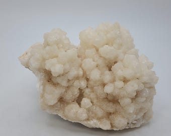 Creamy Cave Cluster