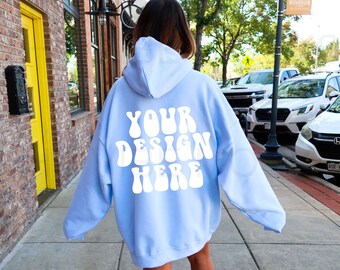 Gildan 18500 Maquette de sweat à capuche bleu clair Surdimensionné Sweat-shirt bleu clair Maquette Modèle Maquette Back Moockup Trendy Aesthetic Mockup Blue Hoodie
