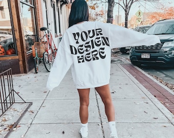 Gildan 18000 Witte Back Mockup Oversized White Hoodie Mockup Gildan White Crewneck Trendy Mocks Esthetische Mockup Woorden op de rug
