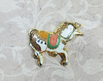 Vintage Cloisonne Einhorn Anhänger Charme Karussell Pferd, Whimsigoth Cottagecore Emaille Tier Schmuck, Retro Gold Ton Merry Go Round Magie