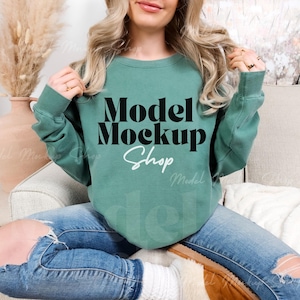 Comfort Colors 1566 Light Green Sweatshirt Mockup, Comfort Colors 1566 Crewneck Mockup, Real Model Mock, Trendy Aesthetic Sweater Mock-up