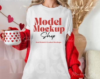 Comfort Colors 1717 wit Valentines-mockup, CC1717 wit Valentine-T-shirt, echt model mockup, trendy esthetisch valentijnsdagshirt-mockup