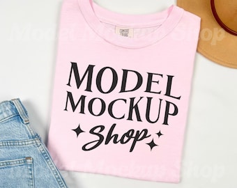 Comfortkleuren 1717 bloesem platliggend model, C1717 bloesem platliggend model, roze shirtmodel, C1717 roze T-shirt platliggend model