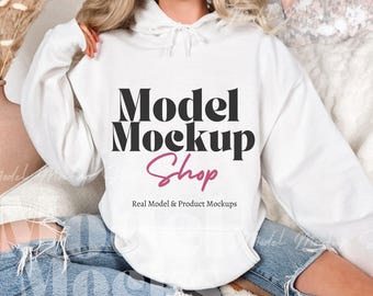 Maqueta de sudadera con capucha blanca Gildan 18500, maqueta de sudadera con capucha blanca G185, maqueta de modelo real, maqueta de sudadera con capucha blanca estética informal, cómoda y moderna