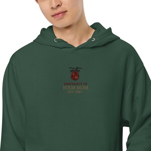 University of Your Mom YMU Besticktes Kapuzenpullover