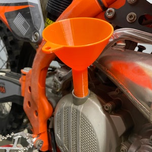 Oil funnel for KTM HSQ GASGAS Hinson