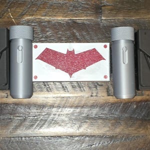 Red Hood Utility Belt, buckle options