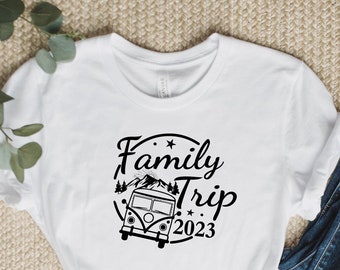 T-Shirt „Familienreise 2026“, personalisiertes T-Shirt für den Familienurlaub, Sommer-Roadtrip, Partnerlook-Geschenke für die Familie, Abenteuerreisen, T-Shirt für den Familienurlaub