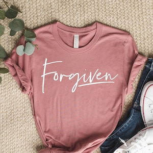 Camiseta Perdonada, Camisetas Cristianas Unisex, Camisetas Cristianas Perdonadas para Hombres, Camiseta con Versículo Bíblico, Camiseta Cristiana Unisex, Camisetas Perdonadas para Hombres.