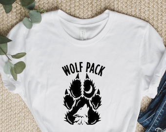 Wolf Pack Graphic Tee: Matchande bomullströja för hela familjen