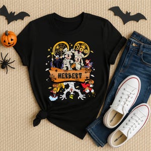 Personalisierte Disney Micky und Freunde Mummy Kundenspezifische Disney Halloween Familie 2025 T-Shirt, Kundenspezifisches Disney Trip-Shirt, Mickey Halloween Ghost Shirt