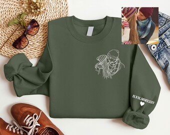 Custom Couple One Line Drawing Sweatshirt – Personalized Anniversary Gift, Family Portrait Hoodie